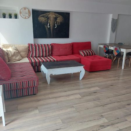 Family Apartment Andrea Alaquas Zewnętrze zdjęcie